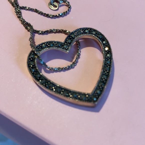 Vintage Sterling Silver Marcasite Heart & Chain pendant - Picture 5 of 5